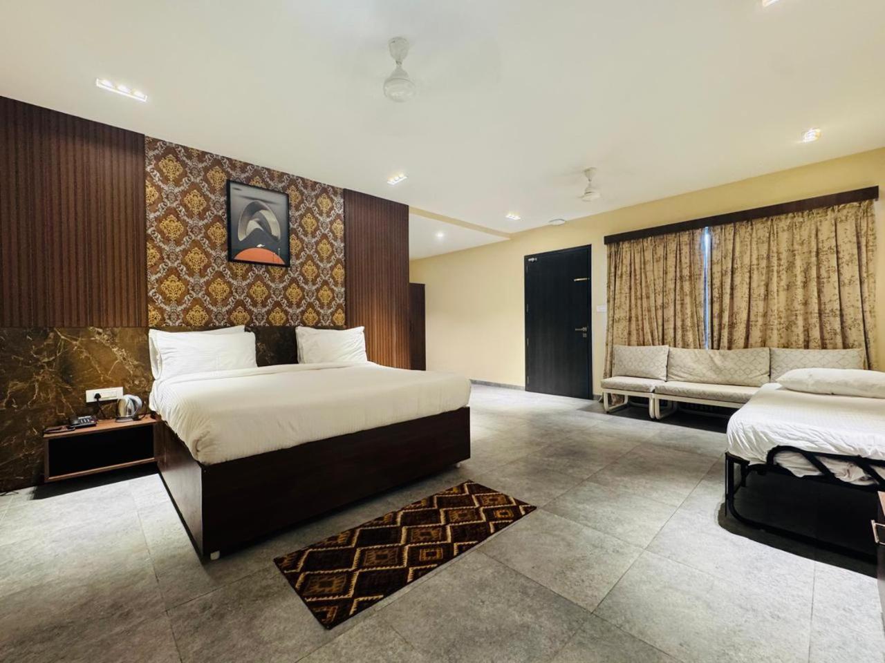 Mstays Ecr By Mirabilis Hotel Chennai Bagian luar foto